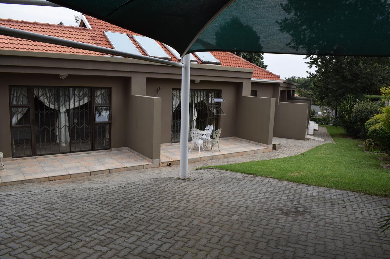 Infinity Bed And Breakfast Randburg Exterior foto