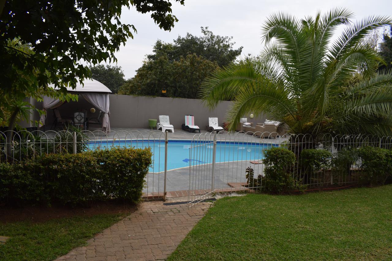 Infinity Bed And Breakfast Randburg Exterior foto